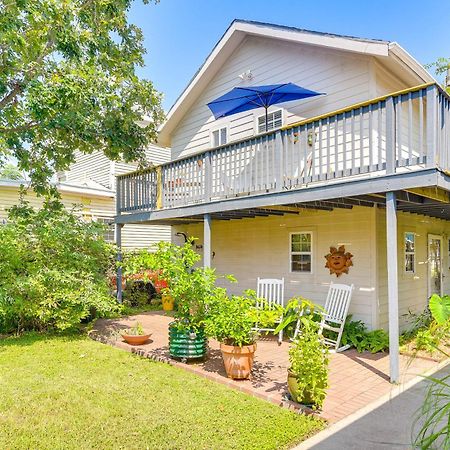 Cozy Galveston Apartment With Private Beach Pass! エクステリア 写真