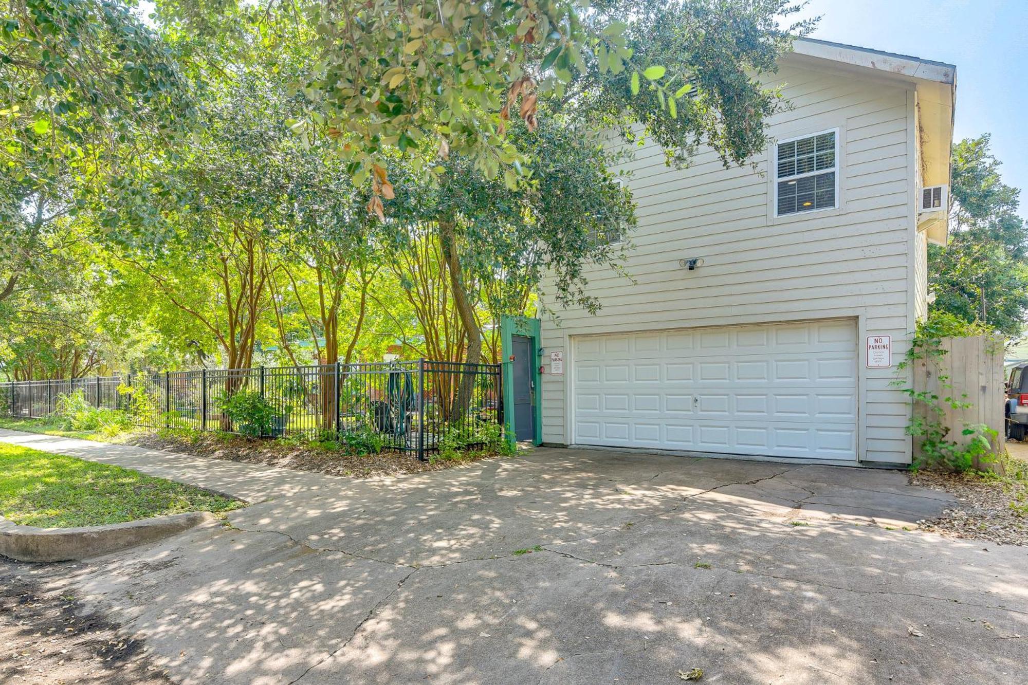 Cozy Galveston Apartment With Private Beach Pass! エクステリア 写真