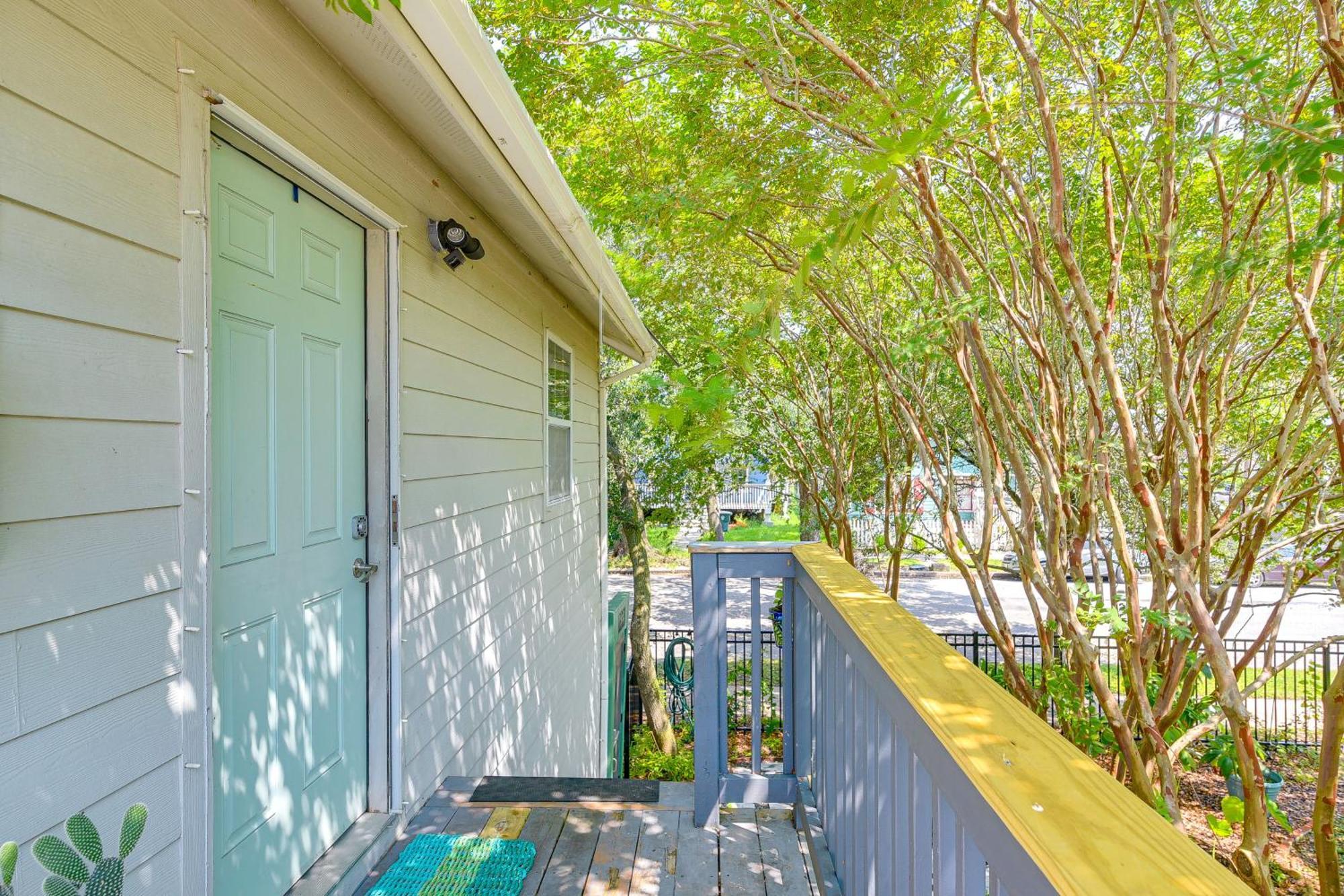 Cozy Galveston Apartment With Private Beach Pass! エクステリア 写真