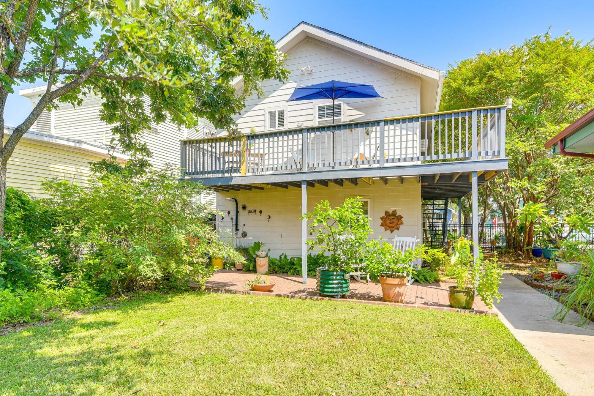 Cozy Galveston Apartment With Private Beach Pass! エクステリア 写真