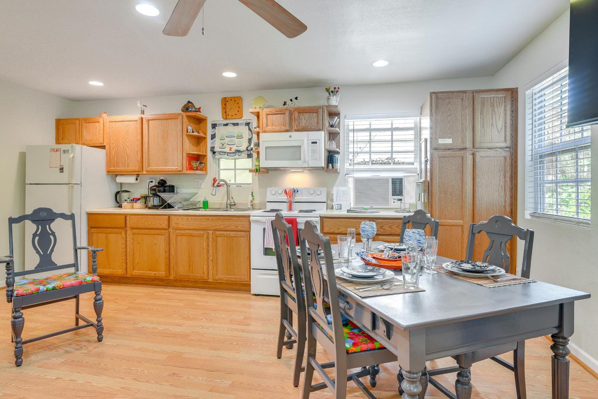 Cozy Galveston Apartment With Private Beach Pass! エクステリア 写真
